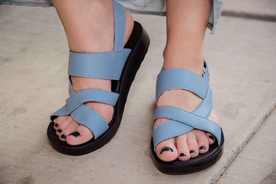 Striking Features of Strappy Sandals That Make Everyone Love It!