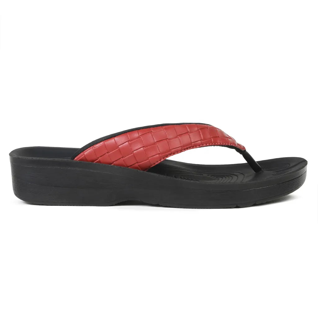 Clarus Women's Walking Sandal