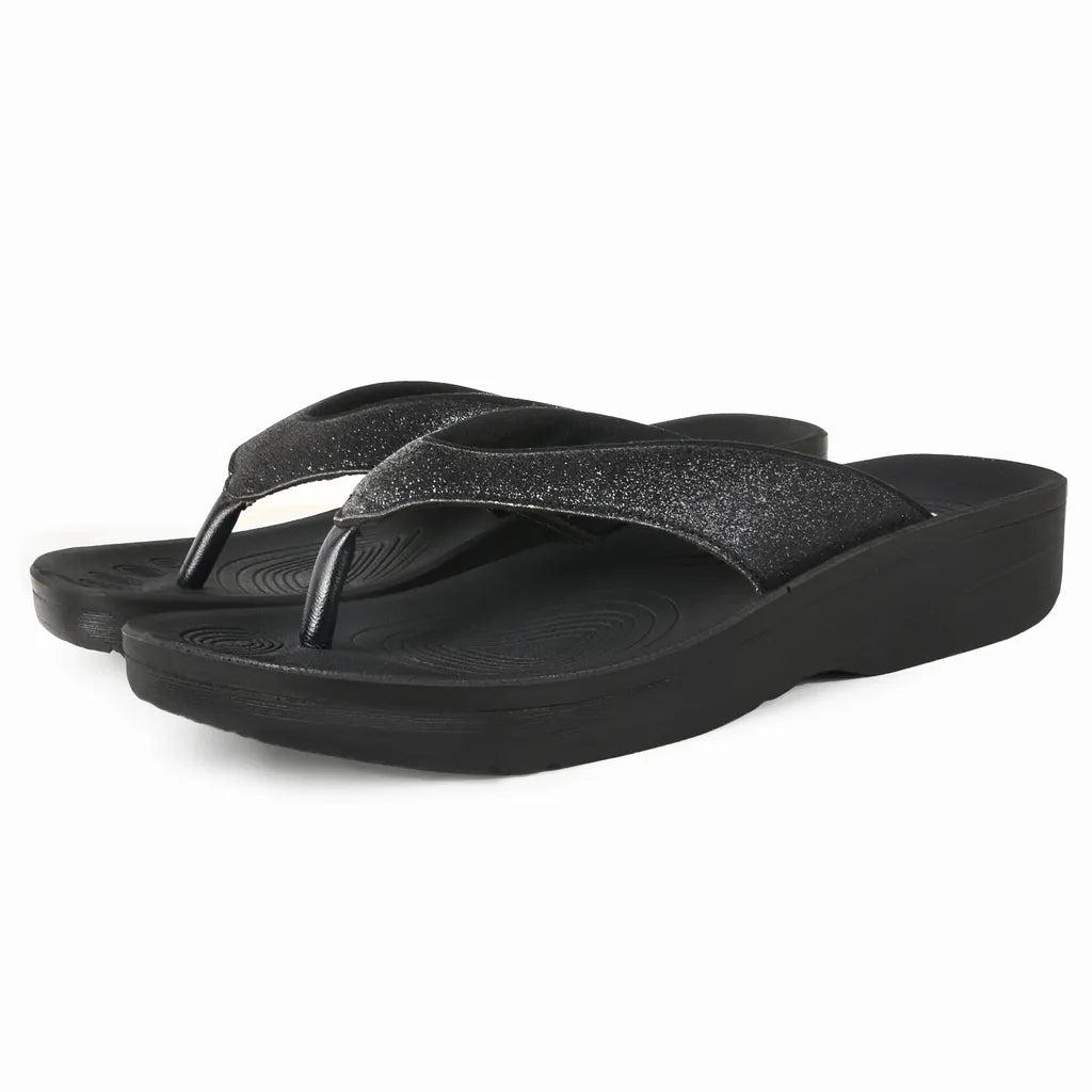 Black sandals with glittery straps 
black flip flops
