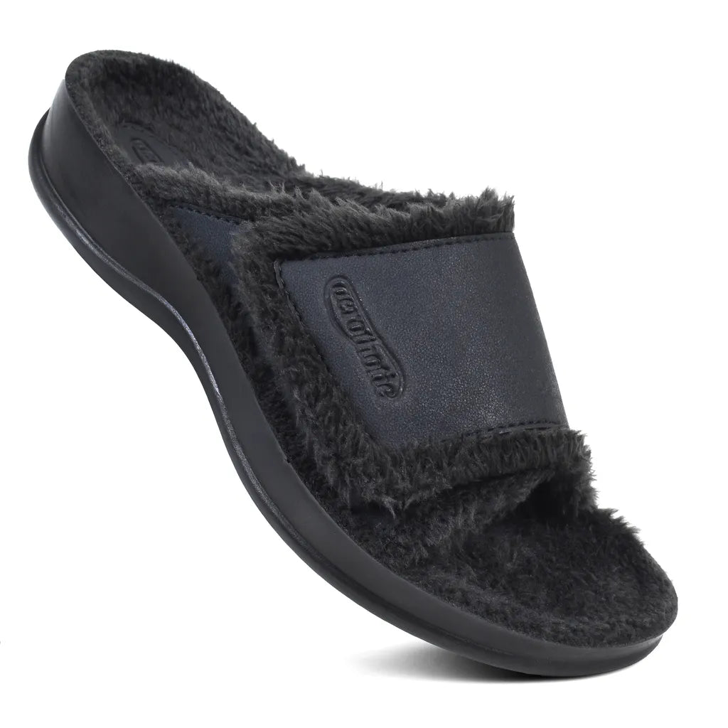 Hadley Cozy Faux Fur Slipper