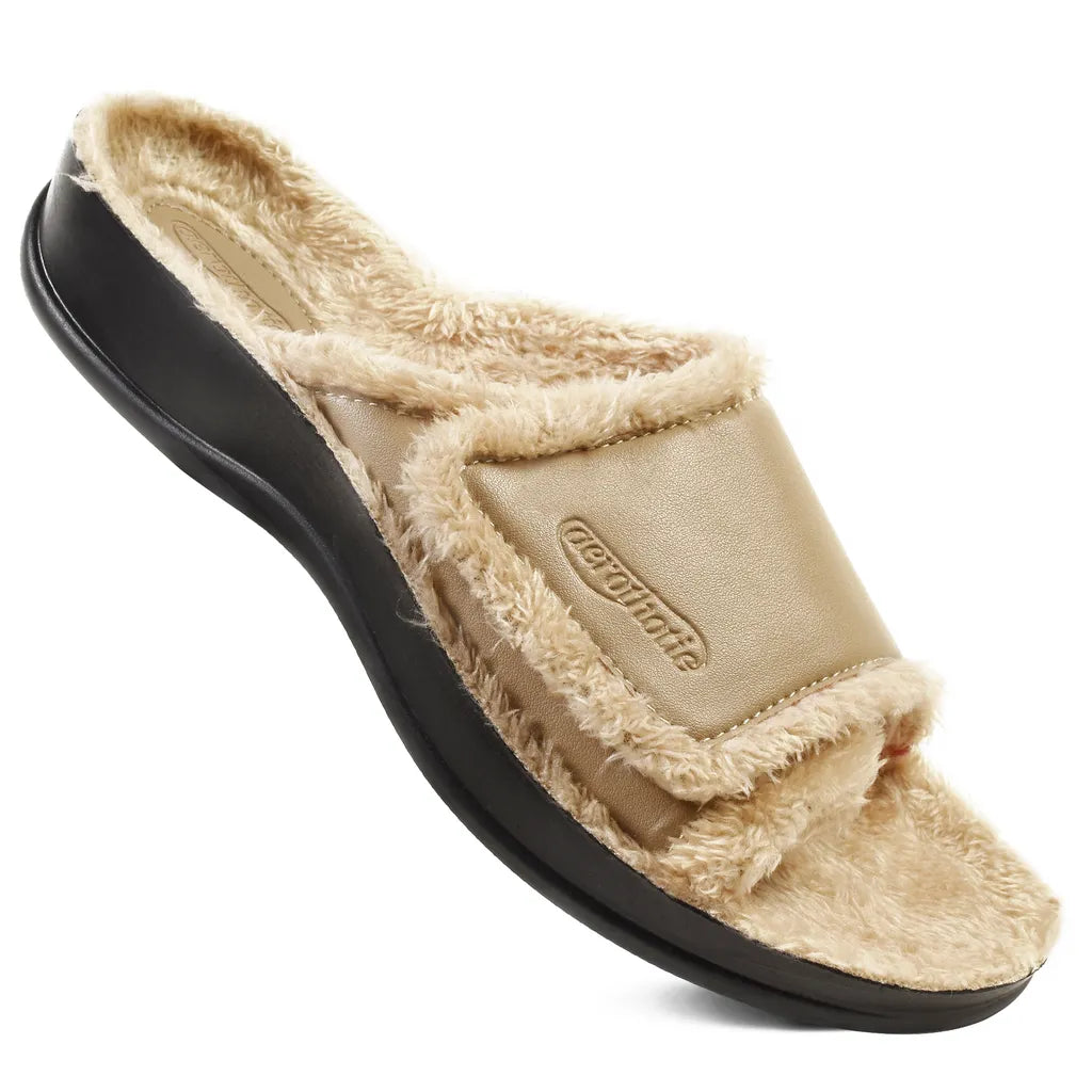 Hadley Cozy Faux Fur Slipper