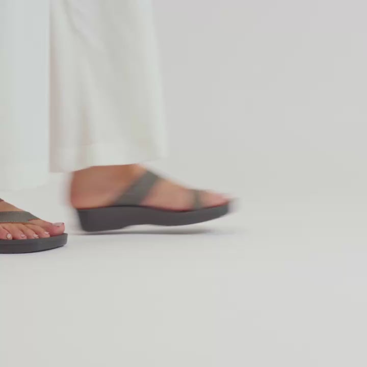 Load video: Odal Women's Split Toe Sandal